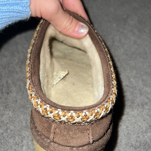 Dark brown Uggs size 3 - Picture 3 of 6